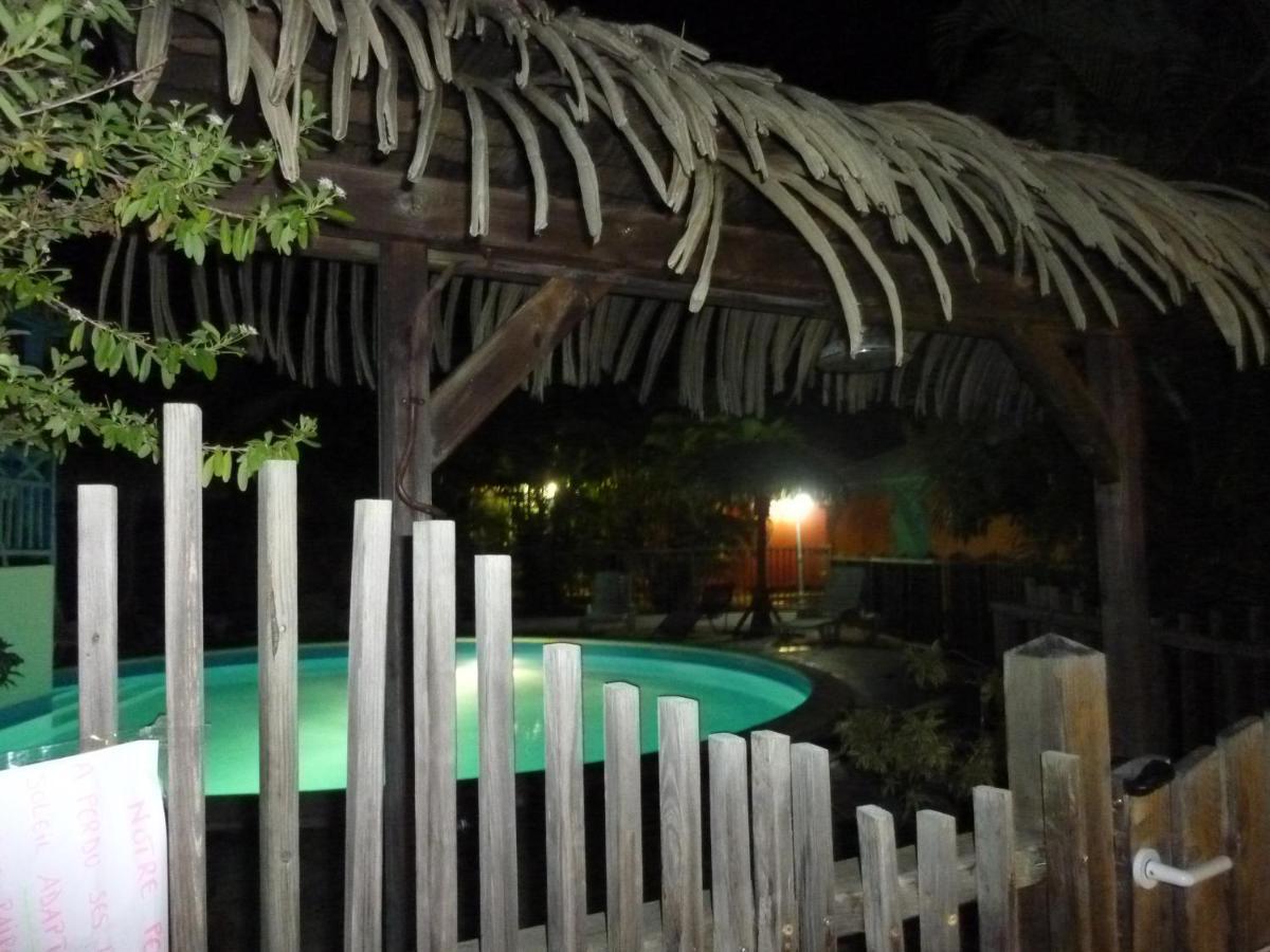 Bungalow La Papaye Bleue Residence Acces Piscine & Plage Saint-Francois  Ngoại thất bức ảnh